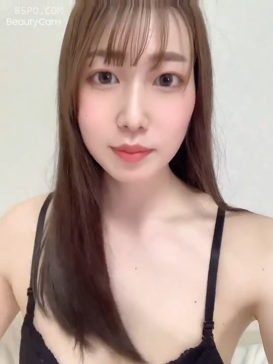 [Other] Beautiful woman masturbating and digging