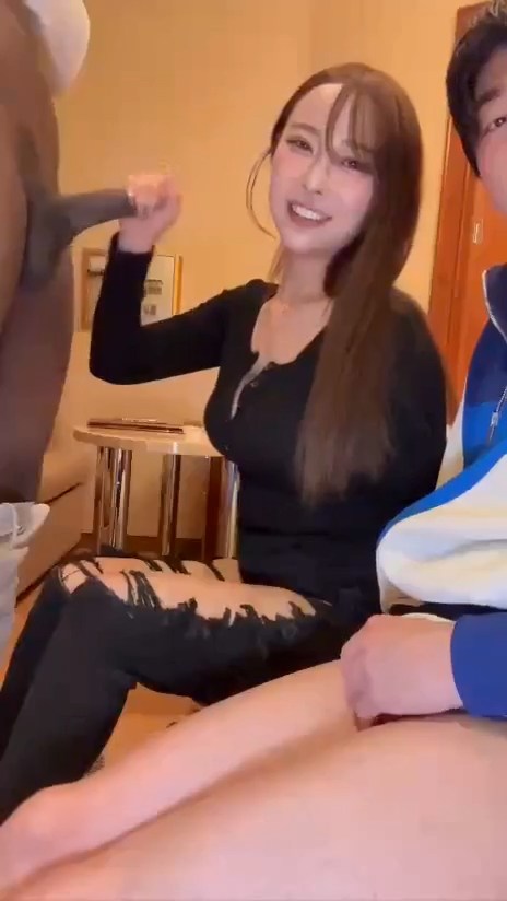Hardcore black NTR, boyfriend watching his girlfriend’s mouth explode black big